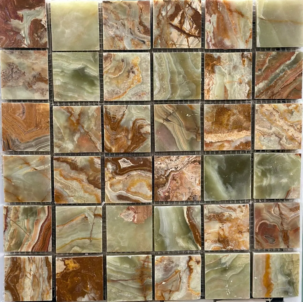 Revestimento Pastilha Ônix Natural – Placa 30 × 30