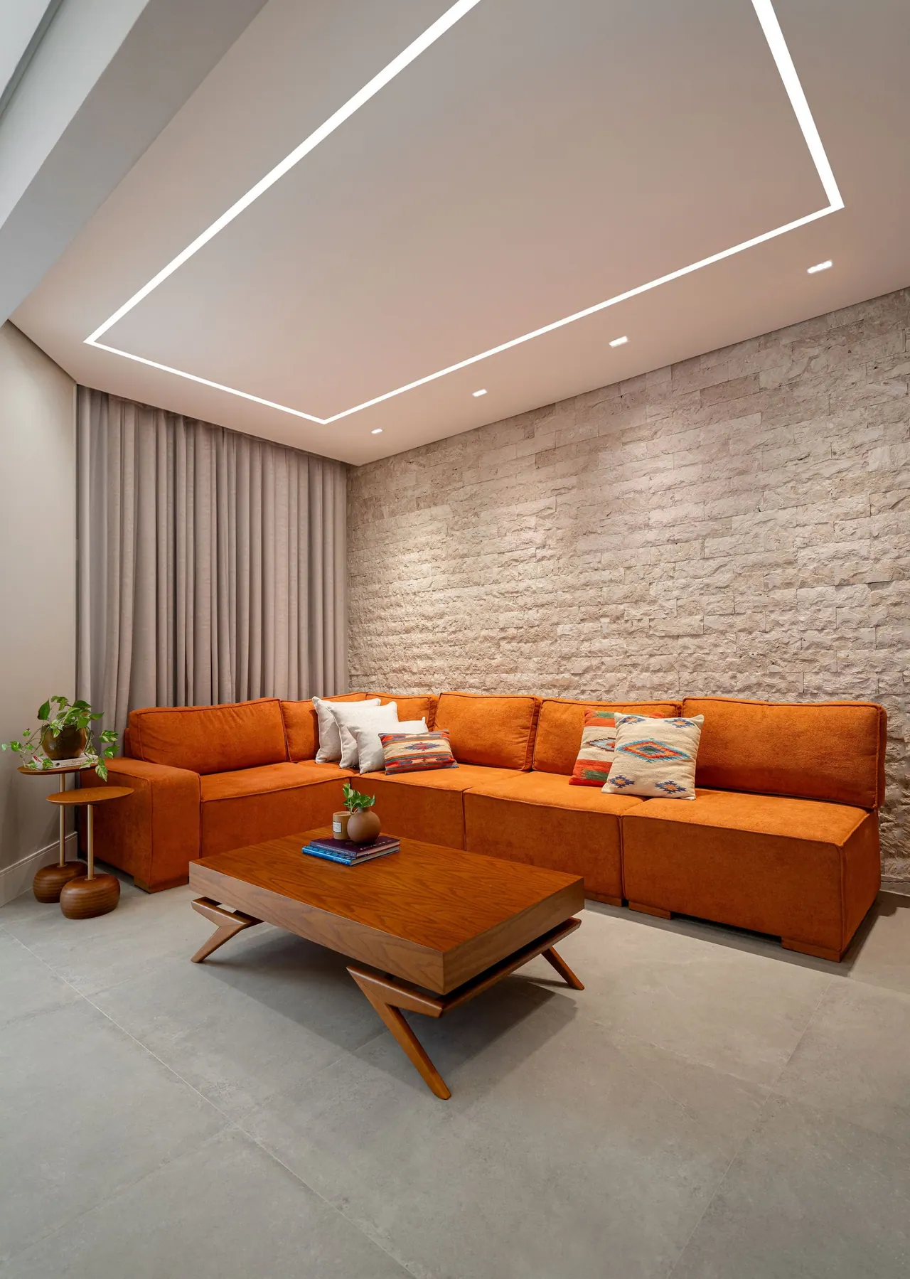 Revestimento Rockface Travertino Nacional — foto 9