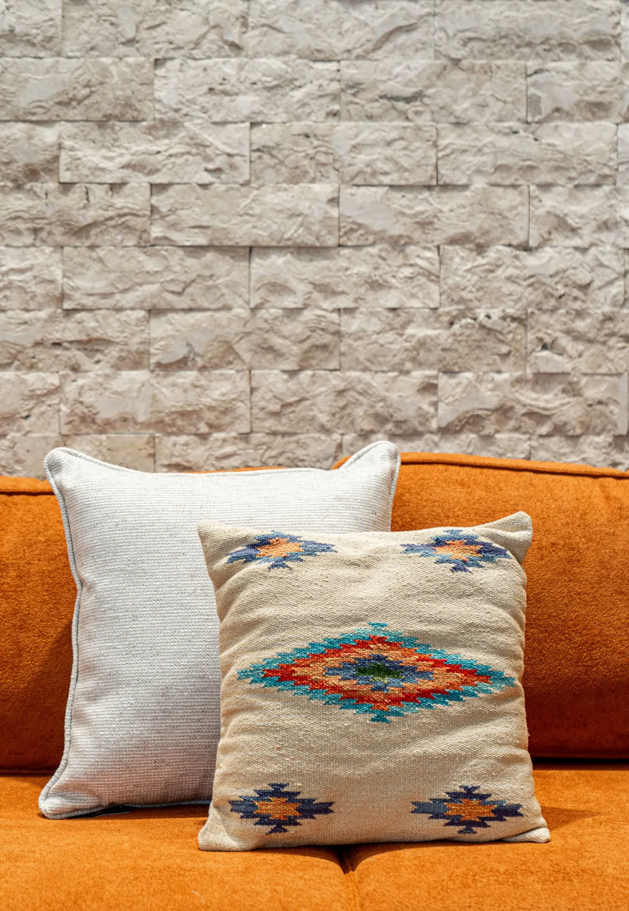 Revestimento Rockface Travertino Nacional — foto 10