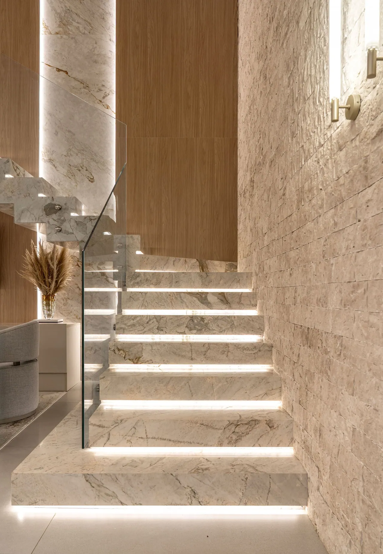 Revestimento Rockface Travertino Nacional — foto 20